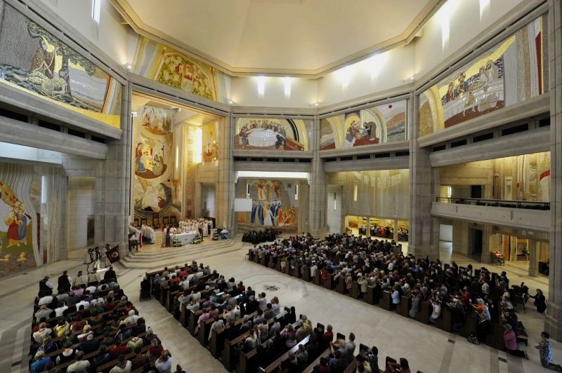 Nabożeństwo ku czci św. Jana Pawła II w Sanktuarium Jana Pawła II