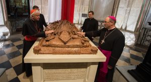 Kardynał Nichols i abp Wojciech Polak w Gnieźnie