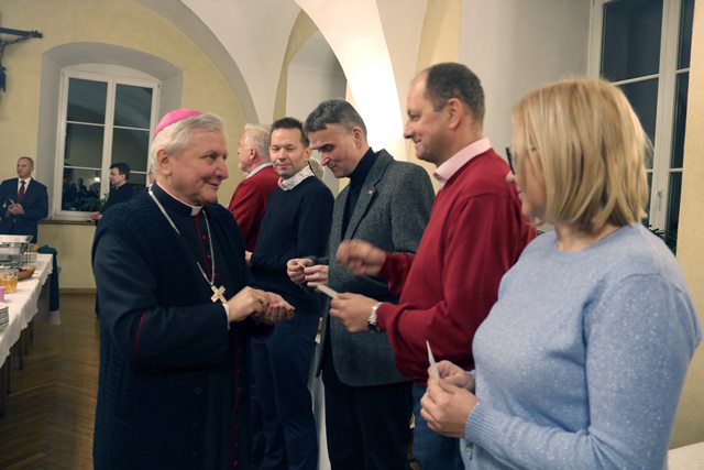 Bp Janiak: wielu pracowało, aby zatrzeć prawdę historyczną | eKAI.pl